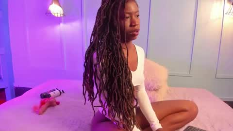 Snapshot of michellepose chatting on September 26, 1:09 pm michellepose online show from September 26, 1:09 pm