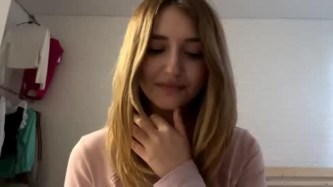 Jenny online show from May 13, 4:24 pm