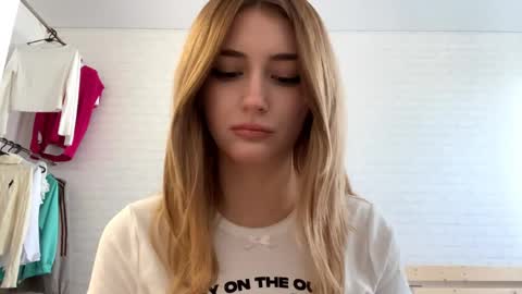 Jenny online show from May 19, 12:23 pm