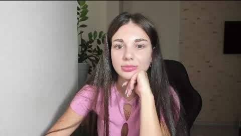 Michellee online show from July 22, 9:54 am