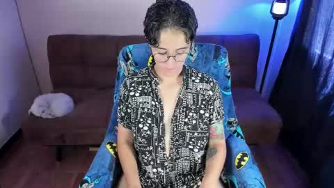 Blue online show from February 2, 3:33 pm