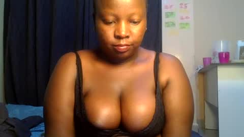 midnightt_curves online show from July 28, 9:14 pm