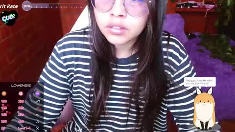 Snapshot of midoriquinn chatting on September 10, 2:17 pm Midori 7u7 online show from September 10, 2:17 pm