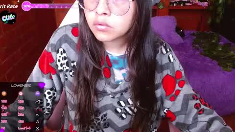 Snapshot of midoriquinn chatting on September 15, 2:14 pm Midori 7u7 online show from September 15, 2:14 pm