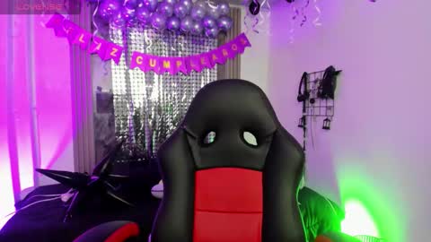 midory_ online show from October 29, 4:50 am