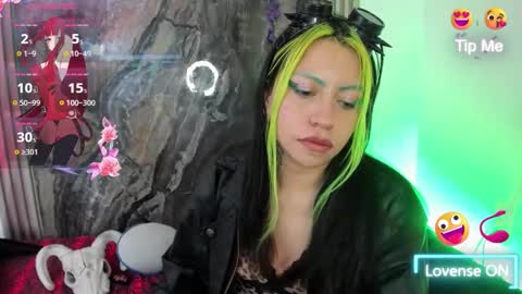 midory_ online show from October 23, 4:18 am