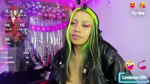 midory_ online show from November 1, 5:22 am