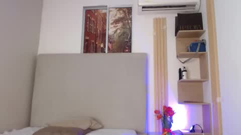 miel online show from March 17, 1:04 pm