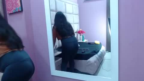 Snapshot of miha_smith chatting on January 12, 2:56 am Miha online show from January 12, 2:56 am