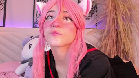 Snapshot of miia__baker chatting on February 4, 1:06 pm online show from February 4, 1:06 pm