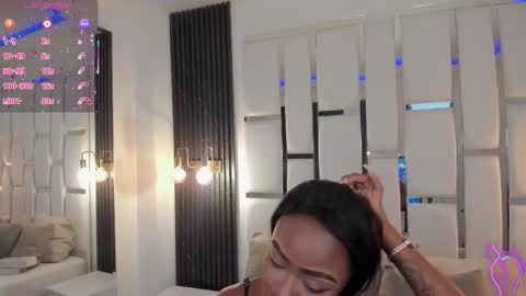 Miia Schwarz  online show from October 12, 9:17 pm