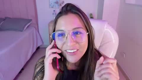 M I I A     online show from July 21, 8:42 pm