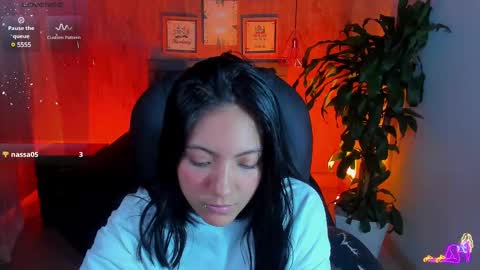 Snapshot of miichael_black chatting on February 7, 4:35 pm Michael Black online show from February 7, 4:35 pm