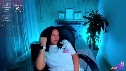 Snapshot of miichael_black chatting on February 2, 3:39 pm Michael Black online show from February 2, 3:39 pm
