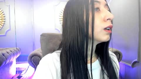 miilu  online show from February 2, 3:10 am