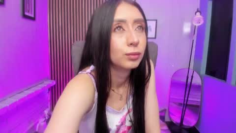 miilu  online show from June 5, 3:54 am
