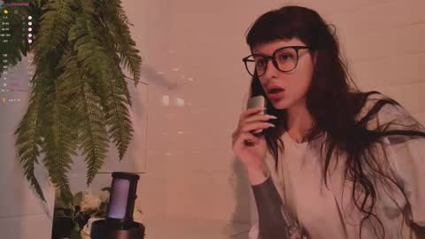 Snapshot of mika_moon_ chatting on October 2, 3:50 pm mika_moon_ online show from October 2, 3:50 pm