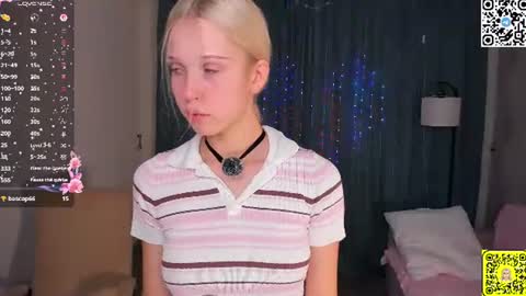 Angel girl online show from June 13, 8:39 pm