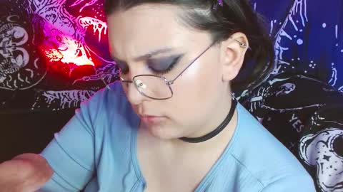 Mika online show from November 3, 10:25 pm