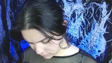 Mika online show from October 3, 4:50 am