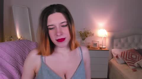Snapshot of mikka_blush chatting on December 13, 9:30 pm mikka_blush online show from December 13, 9:30 pm