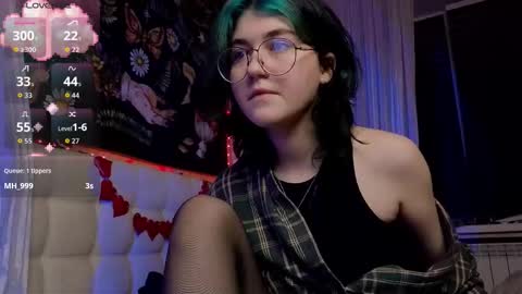 Snapshot of miko_meow chatting on September 27, 4:14 pm Miko online show from September 27, 4:14 pm