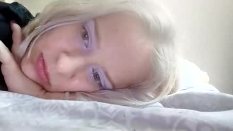 Mila 420 online show from May 20, 12:13 pm