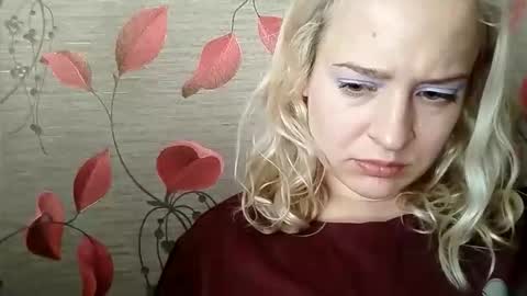 Mila 420 online show from May 24, 12:37 pm