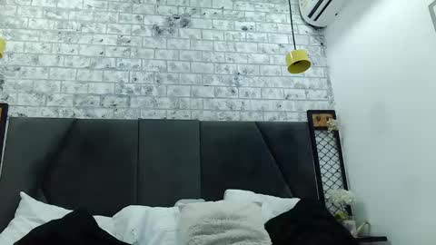 Snapshot of mila_adamss chatting on January 7, 10:55 am mila_adamss online show from January 7, 10:55 am