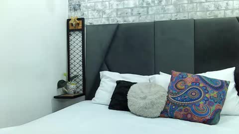 Snapshot of mila_adamss chatting on February 10, 10:53 am mila_adamss online show from February 10, 10:53 am