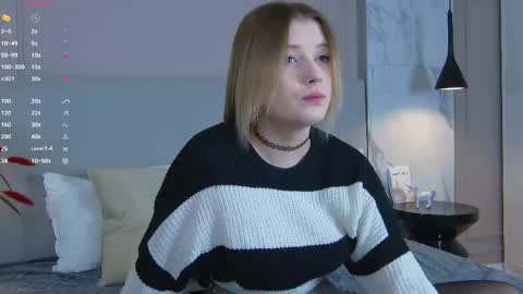 mila_blum online show from April 29, 5:04 pm