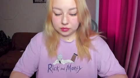 Mila shy sensual person  online show from November 10, 8:42 am