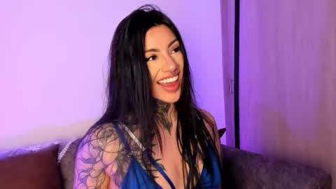 Snapshot of mila_monty__ chatting on October 8, 11:31 pm online show from October 8, 11:31 pm