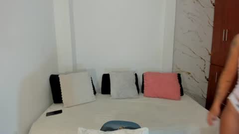 martina online show from July 21, 1:39 am