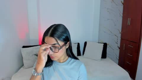 martina online show from June 8, 4:57 am