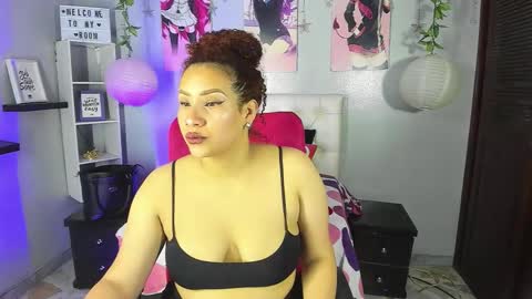mila_rozze online show from January 15, 1:06 pm