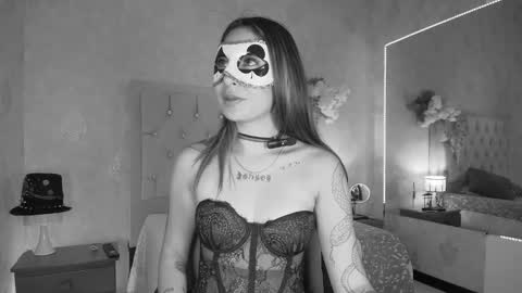  MILA    online show from October 31, 3:41 am