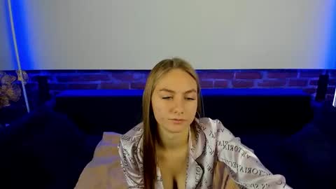 Milla online show from October 22, 7:02 am