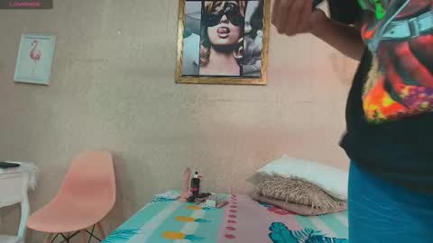 Snapshot of miladiosa chatting on October 4, 12:00 pm miladiosa online show from October 4, 12:00 pm