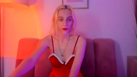 MilaGlow online show from January 15, 4:46 pm