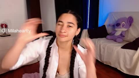 Milah online show from November 30, 1:21 am