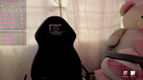 milah_tay online show from June 3, 2:44 pm