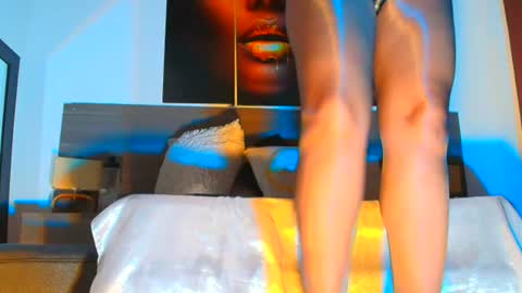 mila online show from June 12, 10:12 am
