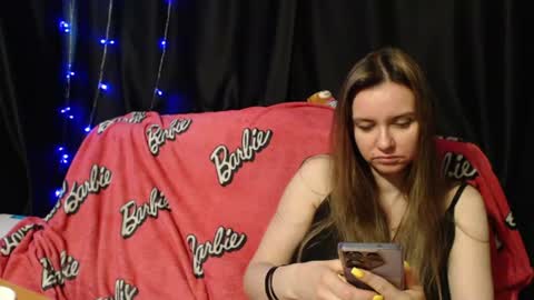MilAna online show from June 18, 4:34 pm