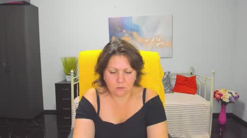 Snapshot of milana_blake chatting on September 24, 12:37 pm Milana online show from September 24, 12:37 pm