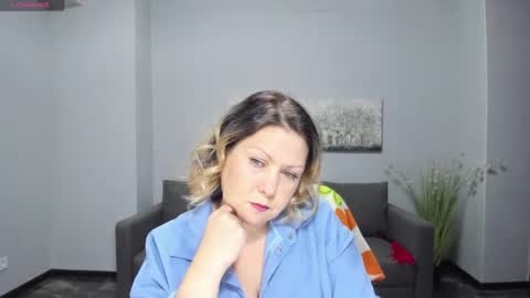 Snapshot of milana_blake chatting on January 13, 12:45 pm Milana online show from January 13, 12:45 pm
