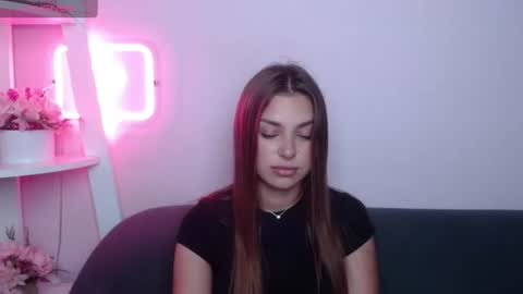milanaangelas online show from July 27, 5:26 am