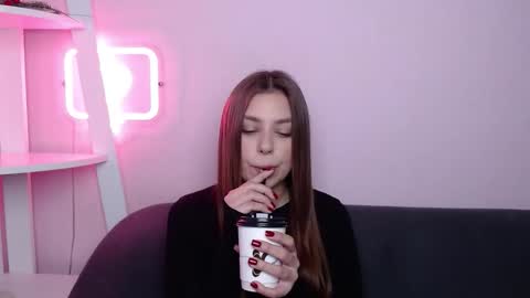 milanaangelas online show from March 13, 6:04 am