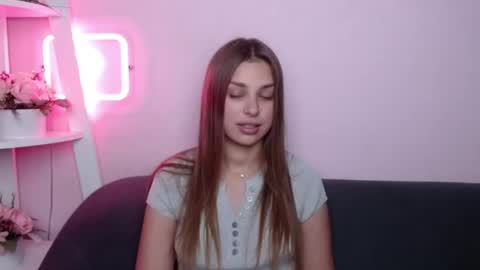 milanaangelas online show from June 27, 1:17 pm