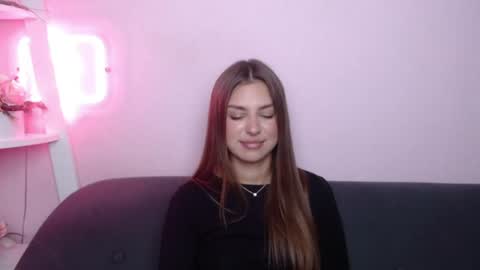 milanaangelas online show from July 12, 5:30 am